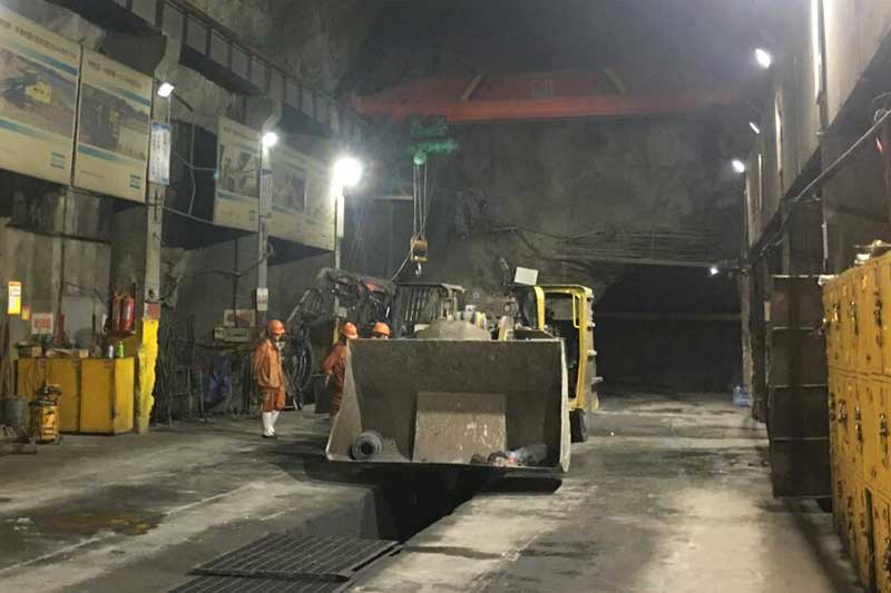  Photos of employees6